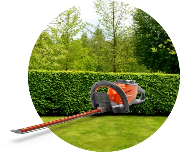 115iHD55 with Battery and Charger Battery Hedge Trimmer